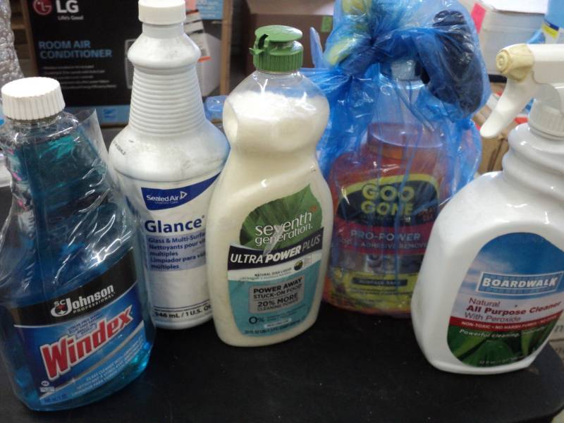 4 - Ajax 21 oz Oxygen Cleaner  som...