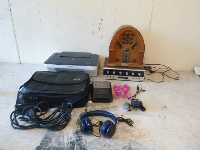 lot 15 image: Miscellaneous Electronics