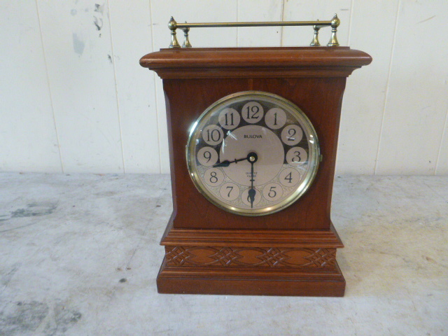 lot 22 image: Bulova Mantle Clock