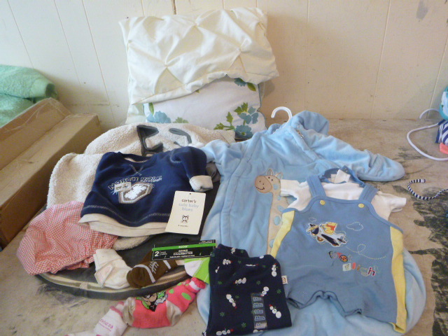 lot 27 image: Baby Clothes