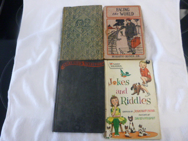 lot 44 image: 4 Vintage Books