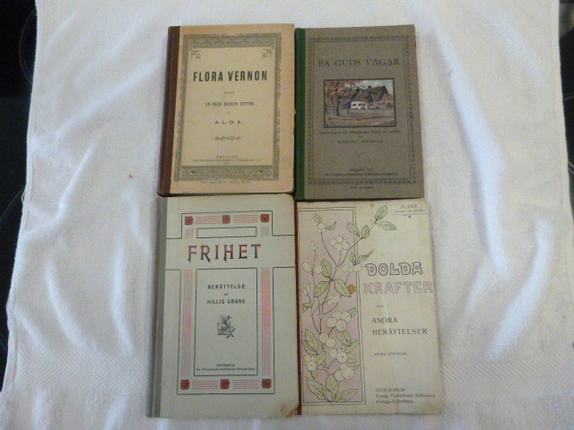 lot 45 image: 4 Vintage Scandinavian Books