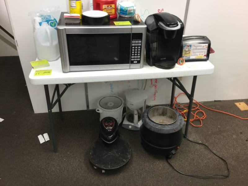 lot 18 image: Appliances