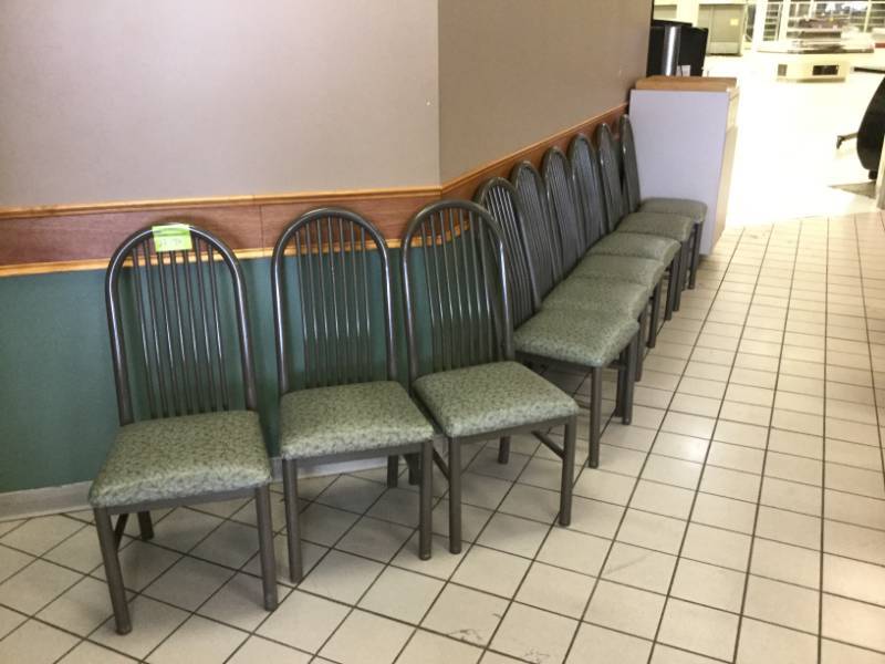 lot 22 image: Dining Chairs