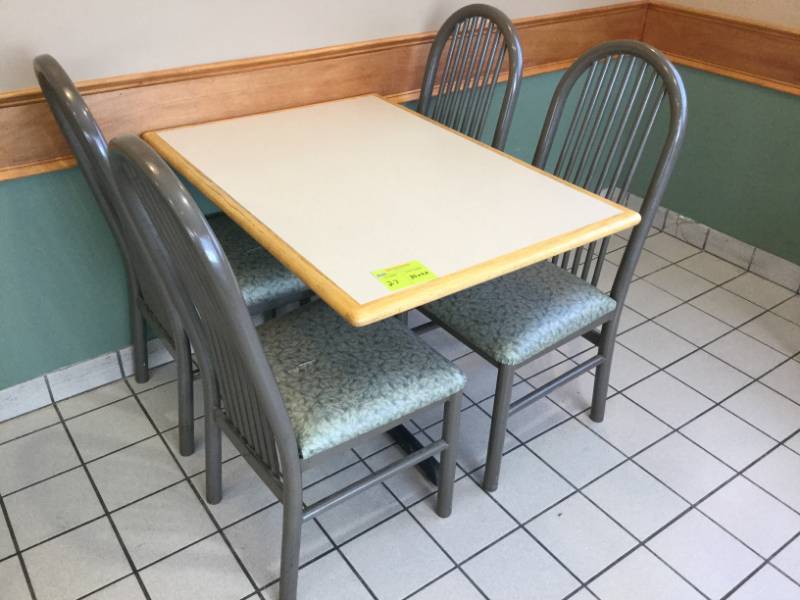lot 27 image: Table and Chairs