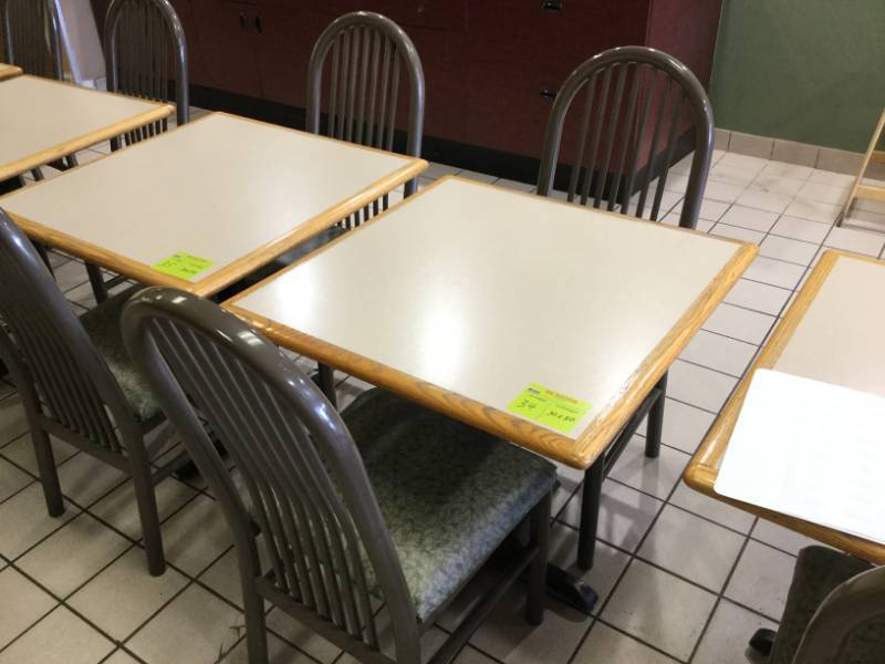 lot 34 image: Table and Chairs