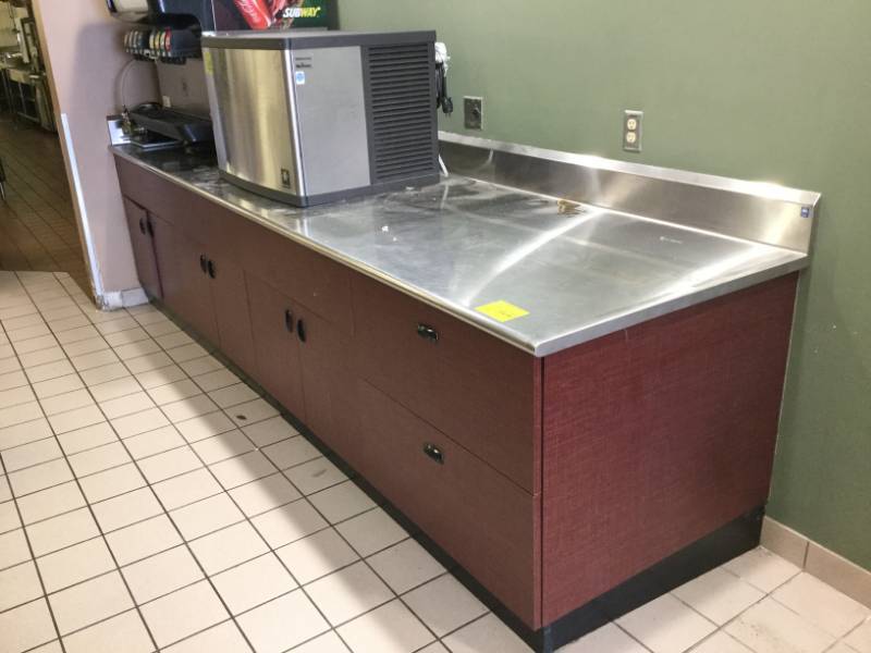 lot 42 image: Convenience Food Counter