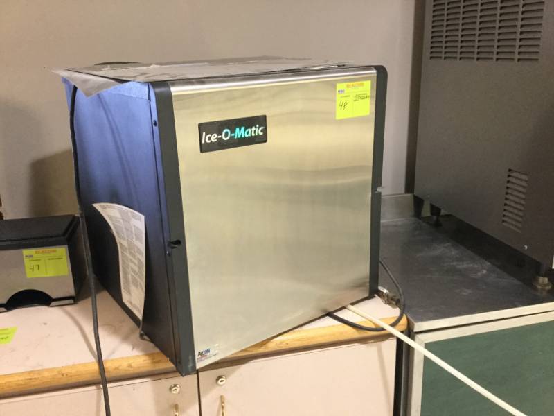 lot 48 image: Ice Cuber