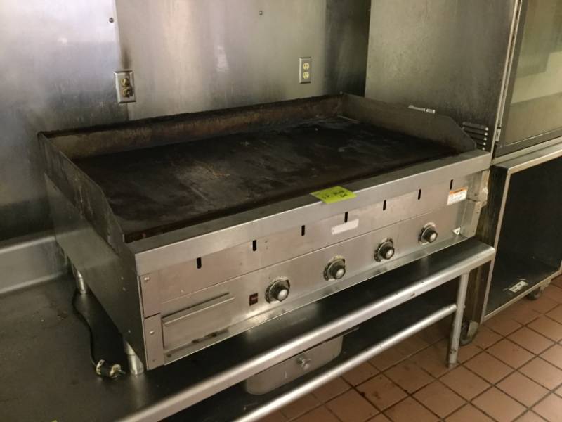 lot 58 image: Gas Griddle