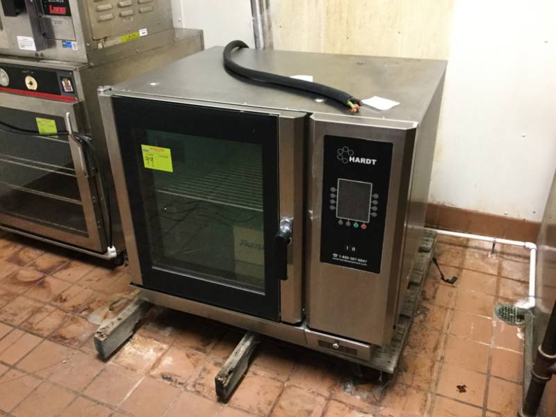 lot 99 image: Hardt Oven