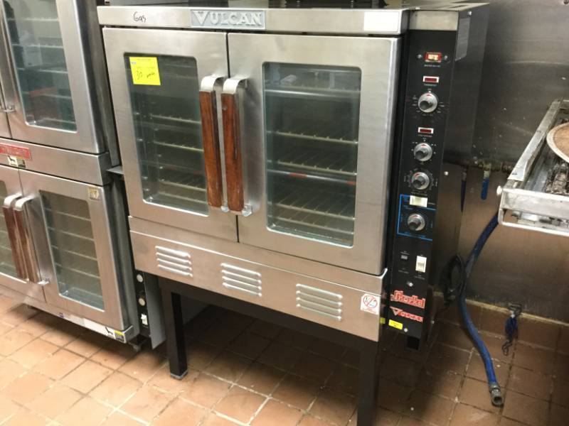 lot 130 image: Vulcan Full Size Convection Oven