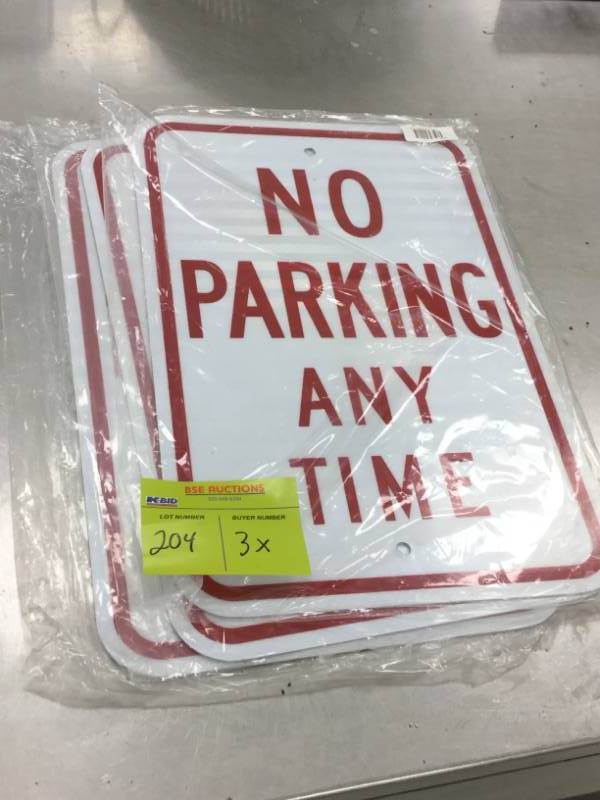 lot 204 image: New Parking Signs