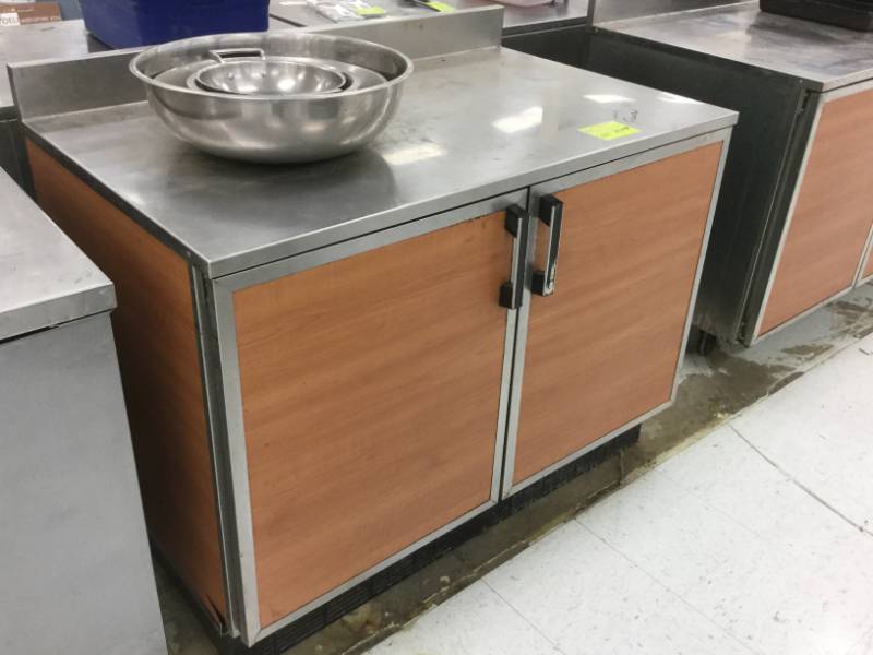 lot 220 image: Duke RUF-48 Worktop Freezer