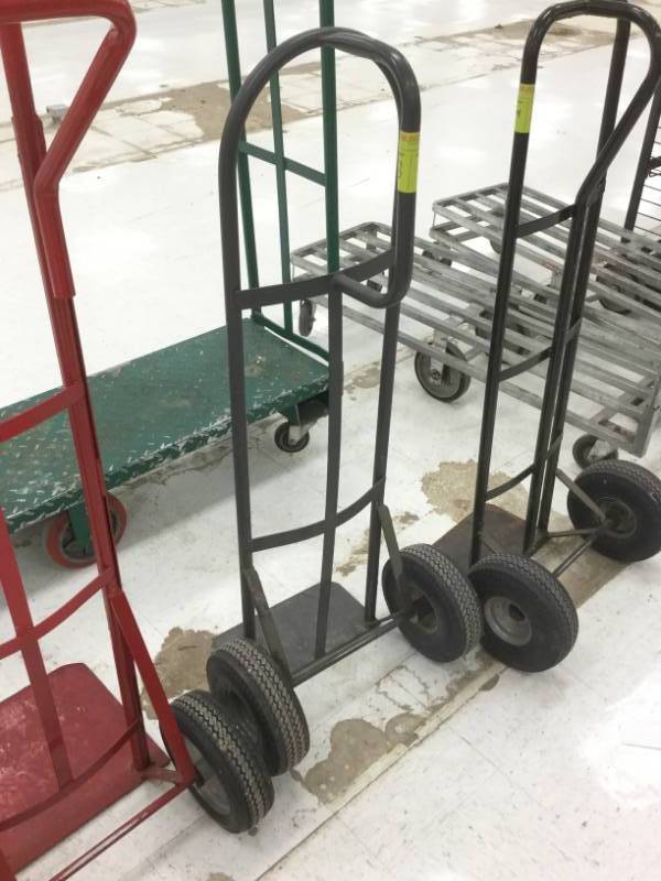lot 233 image: 2 Wheel Cart