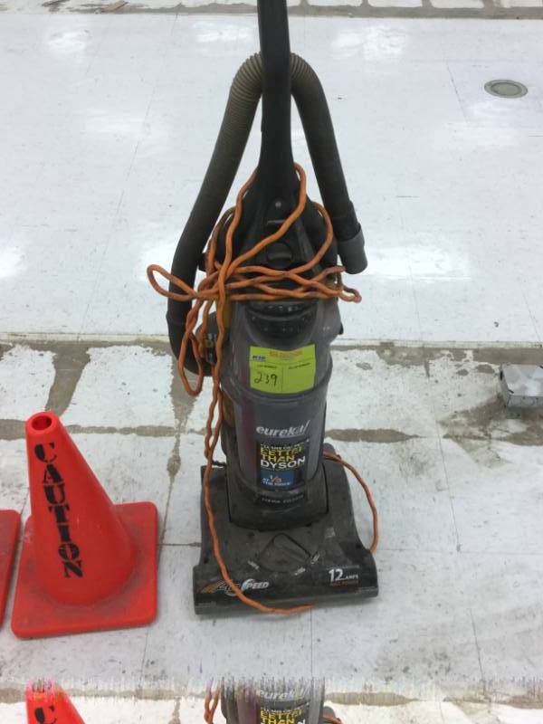 lot 239 image: Eureka Vacuum