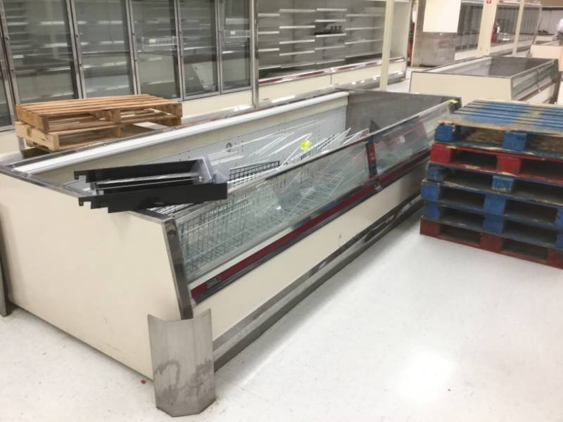 lot 259 image: 12 Tyler XDWFC 55 Island Freezer