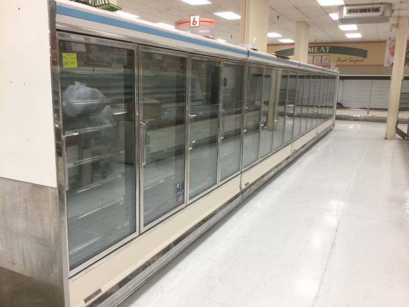lot 263 image: 17 Doors KysorWarren IV5H1 Glass Freezers