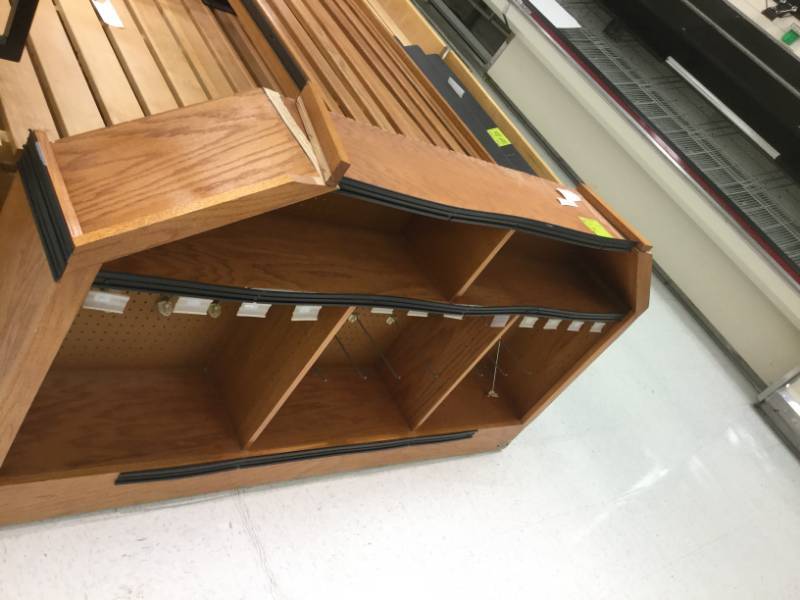 lot 279 image: End Display