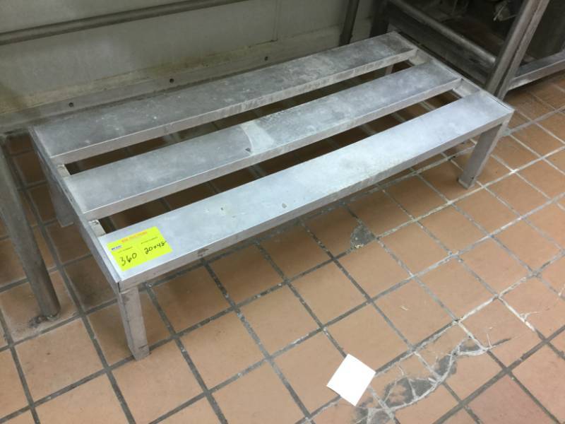 lot 360 image: Aluminum Dunnage Rack
