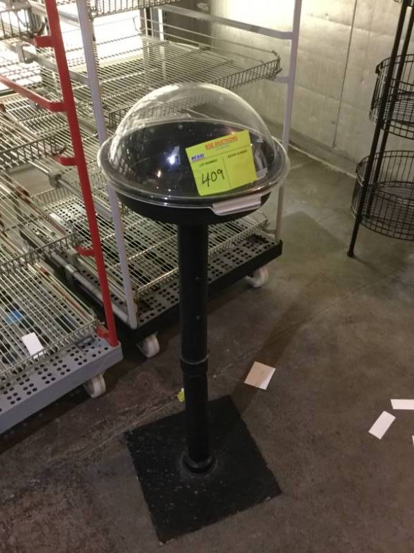 lot 409 image: Product Sample display