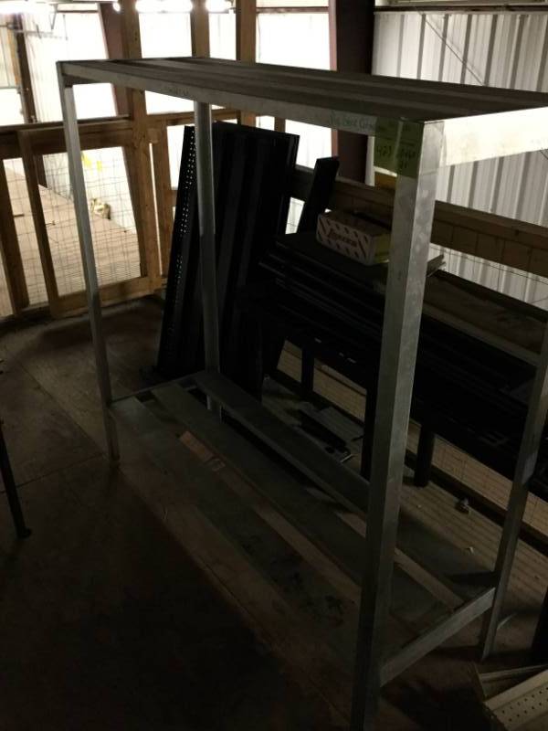 lot 423 image: Aluminum Storage Rack