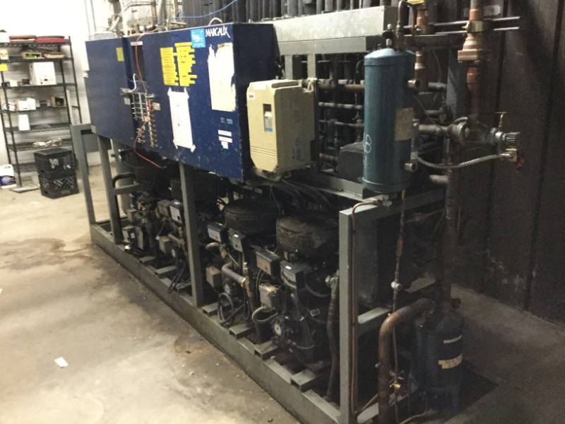 lot 433 image: Compressor Rack C