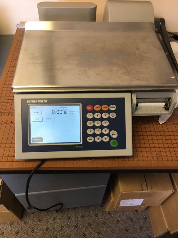 lot 359A image: Metler Toledo Scale