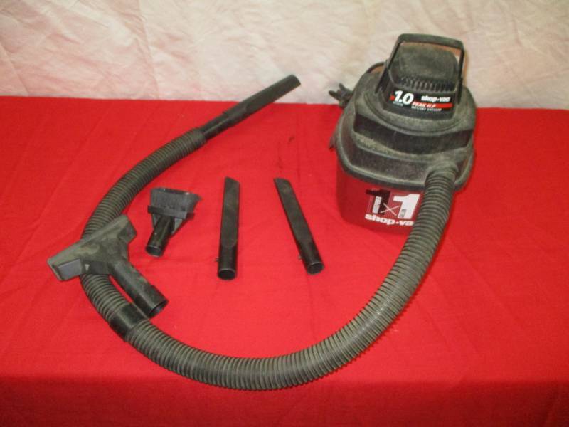 lot 3 image: 1.0 Hp Little Shop Vac