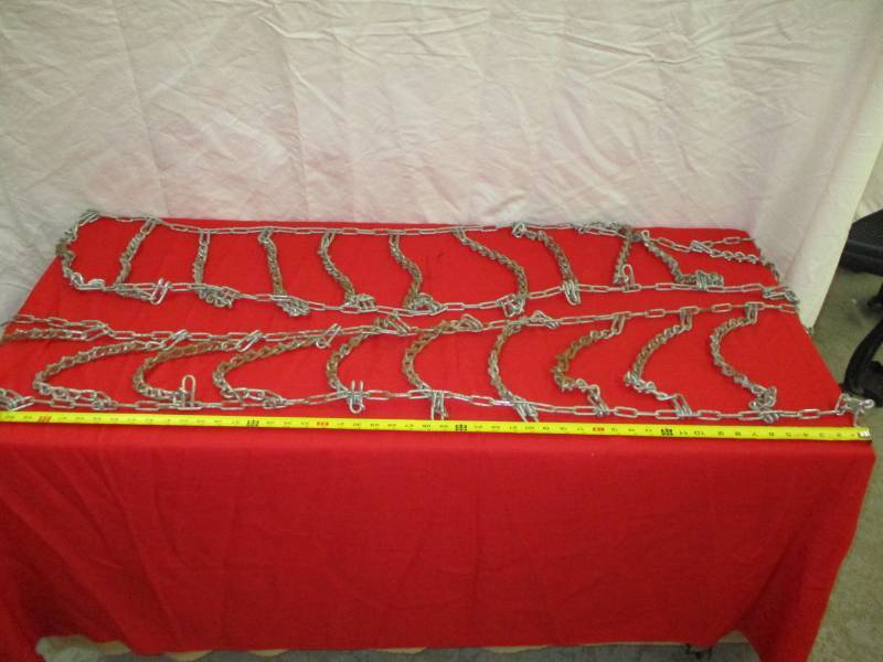 lot 6 image: ATV Chains