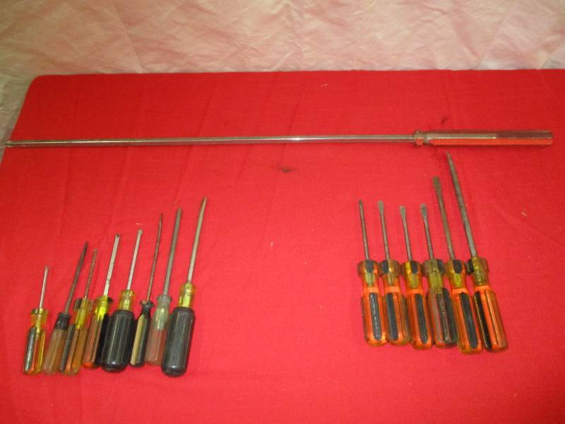 lot 8 image: Screwdrivers and one really long one