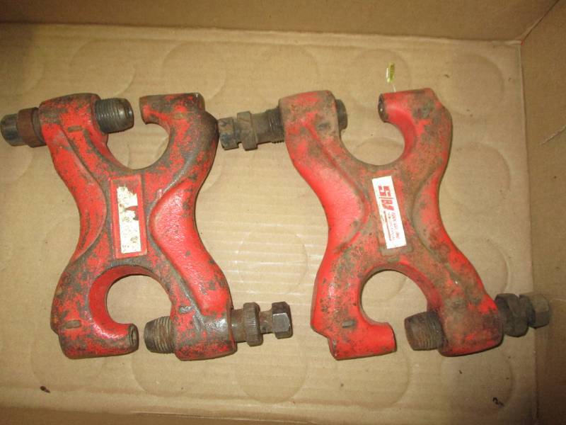 lot 35 image: Rivet removal tool