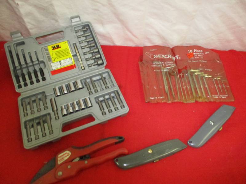 lot 54 image: Hex Bit Set, Power Bit Set, Carpet Utility Knives and more