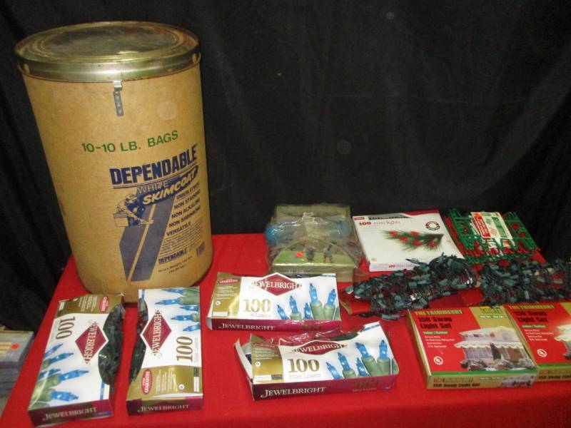 lot 94 image: Christmas Lights and Lawn Darts