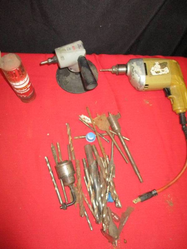 lot 126 image: Drill Bits, Drill