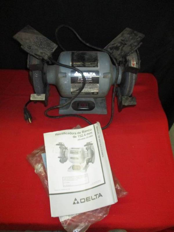 lot 139 image: Delta 6 Bench Grinder