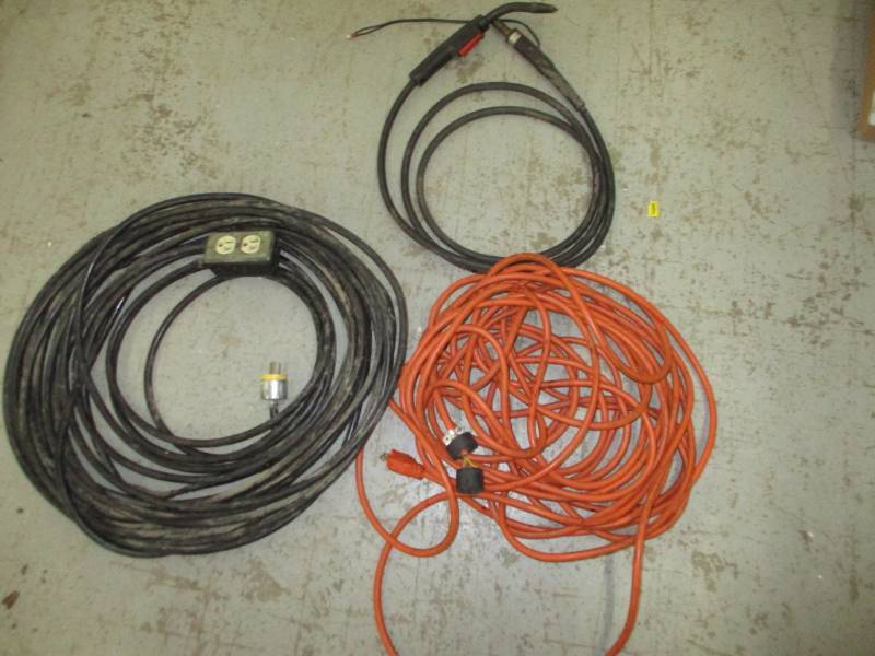 lot 148 image: Extension Cords