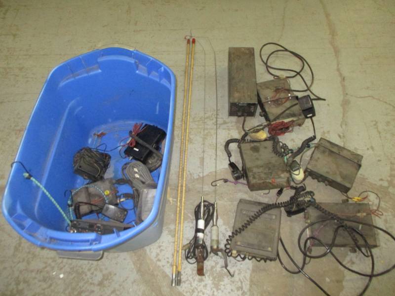 lot 153 image: CB Radios and Antennes