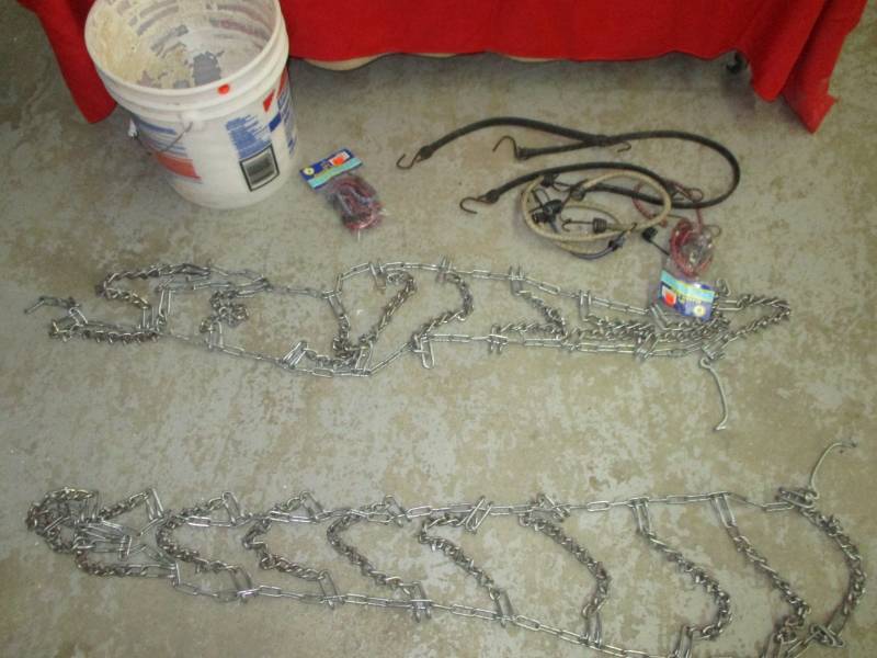 lot 165 image: Bungy Chords, ATV Chains