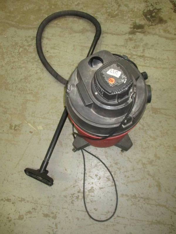 lot 193 image: Shopvac