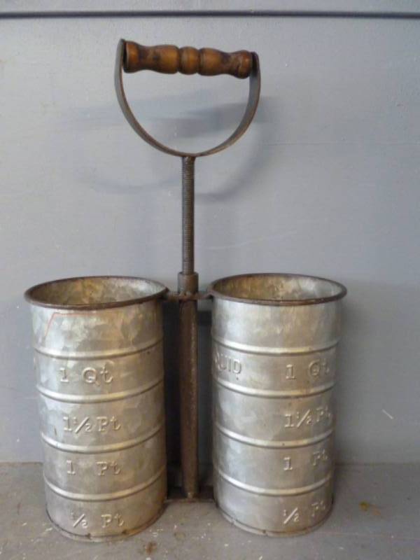 Oil Can Container