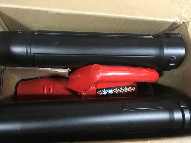 lot 19 image: Homelite 150 MPH 400 CFM 2-Cycle Handheld Gas Leaf Blower  in like new condition