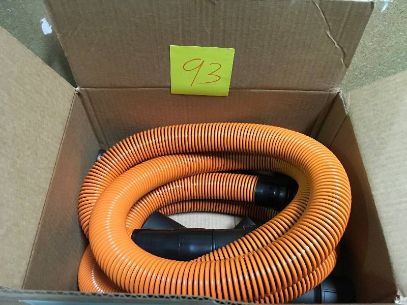 lot 93 image: RIDGID 1-14 in. Premium Car Cleaning Accessory Kit for RIDGID WetDry Vacs in like new condition