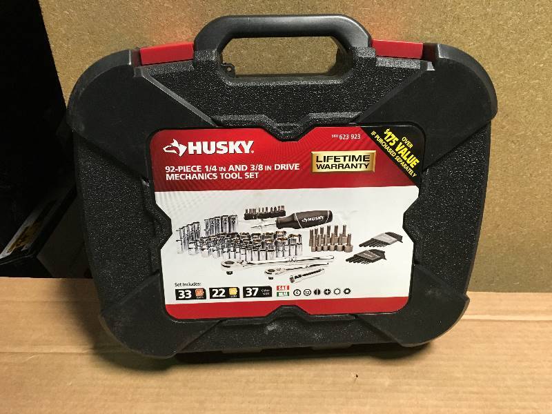 lot 3 image: Husky Mechanics Tool Set (92-Piece) in like new condition