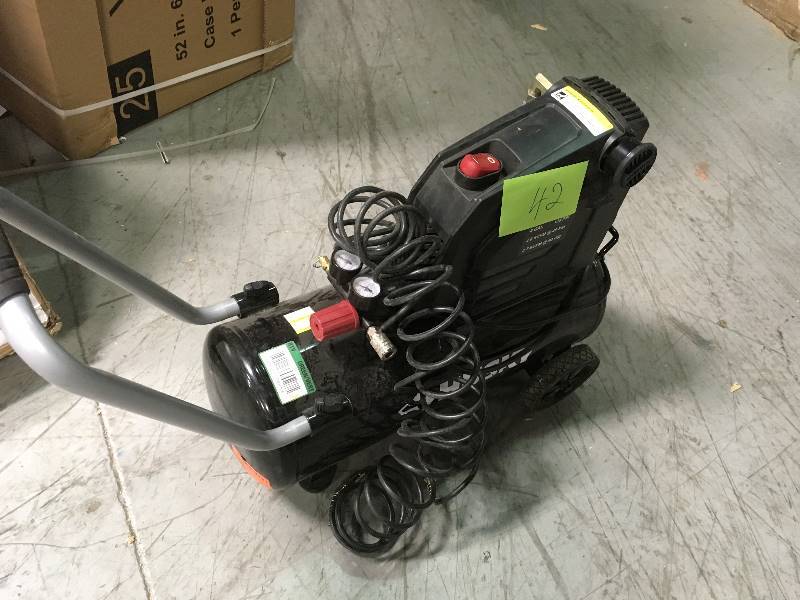 lot 42 image: Husky 8 Gal. Portable Oil Free Electric Air Compressor in good condition