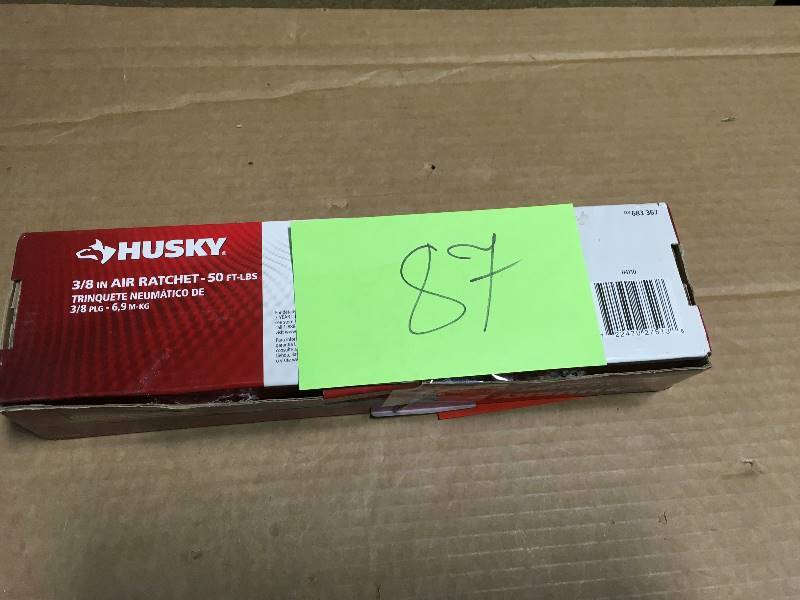 lot 87 image: Husky 50 ft.lbs. 38 in. Ratchet Wrench USED in good condition