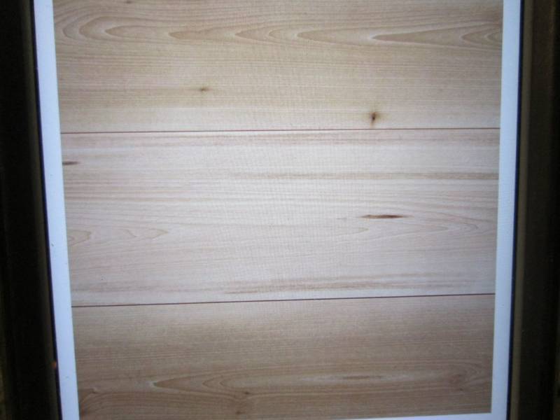 lot 4 image: 4 Cases of Home Decorators Collecti...