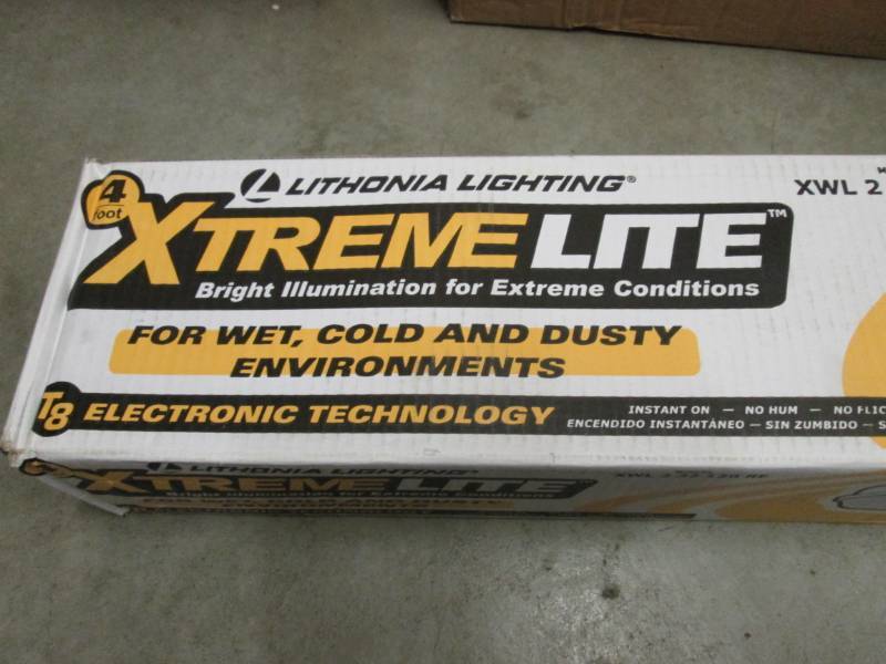 lot 71 image: Lithonia Lighting Industrial 48 2-...