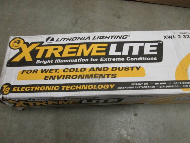 lot 73 image: Lithonia Lighting Industrial 48 2-...