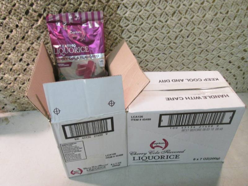 lot 118 image: 2 Cases with 8 Bags each of Caprico...