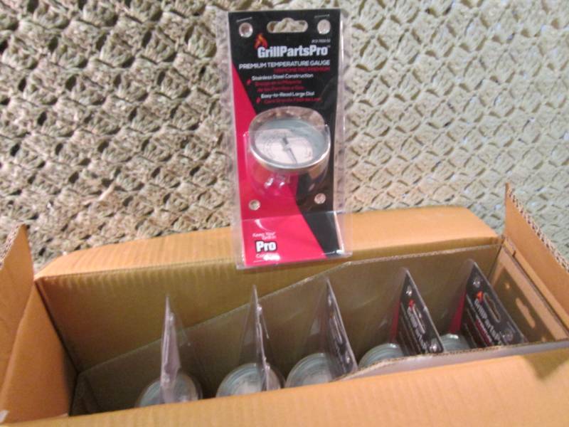 lot 141 image: Case of 6 Grill Parts Pro Premium T...